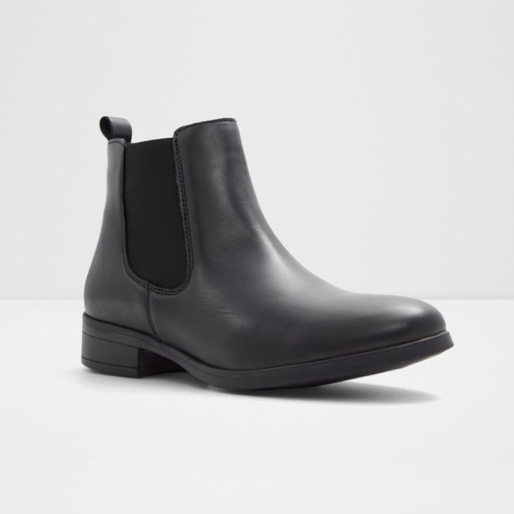 EUC - Aldo Wicoeni Genuine Leather Chelsea Ankle Boots - Black - Size 7.5